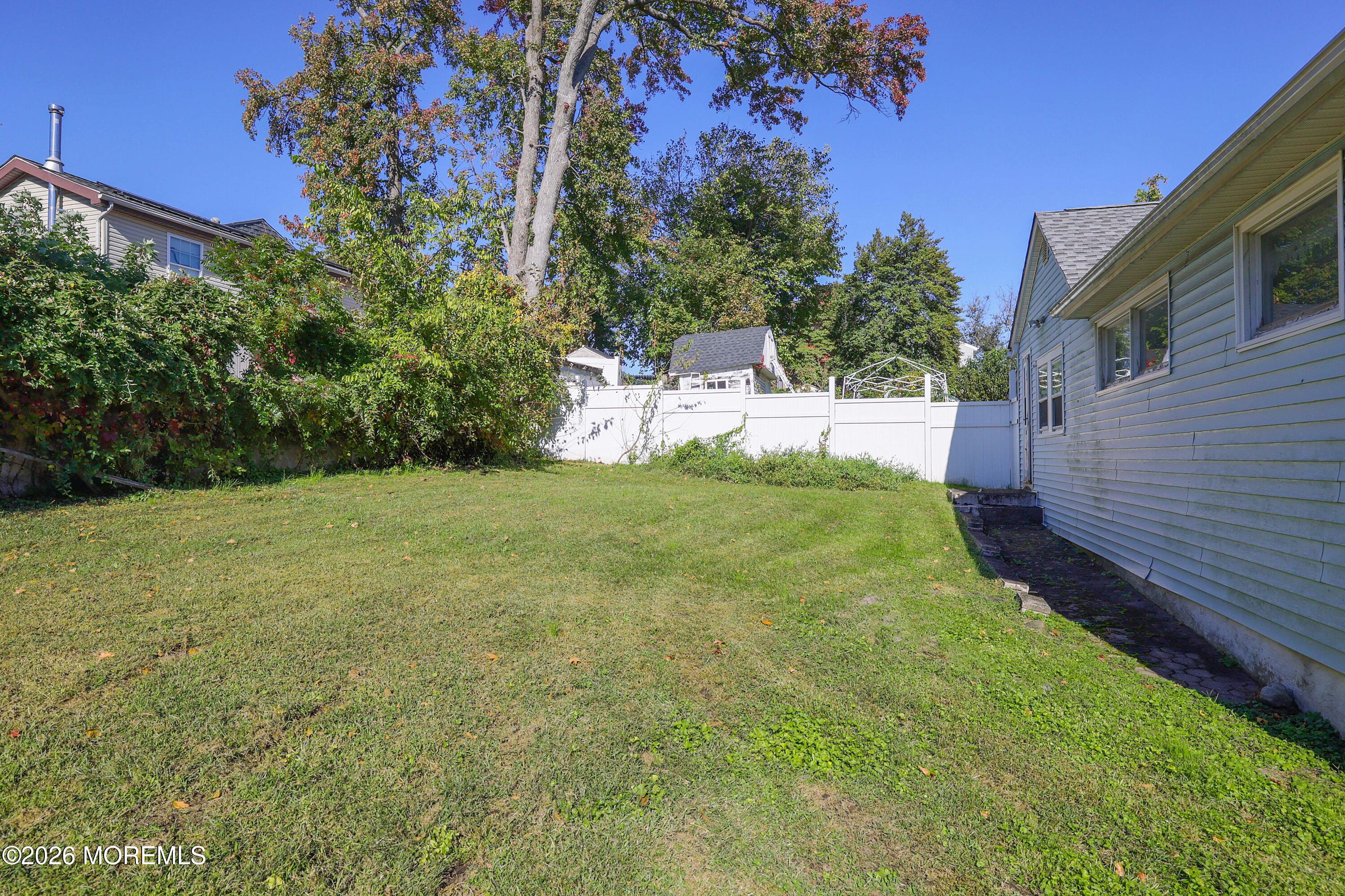 814 Forrest Avenue Laurence Harbor NJ 08879