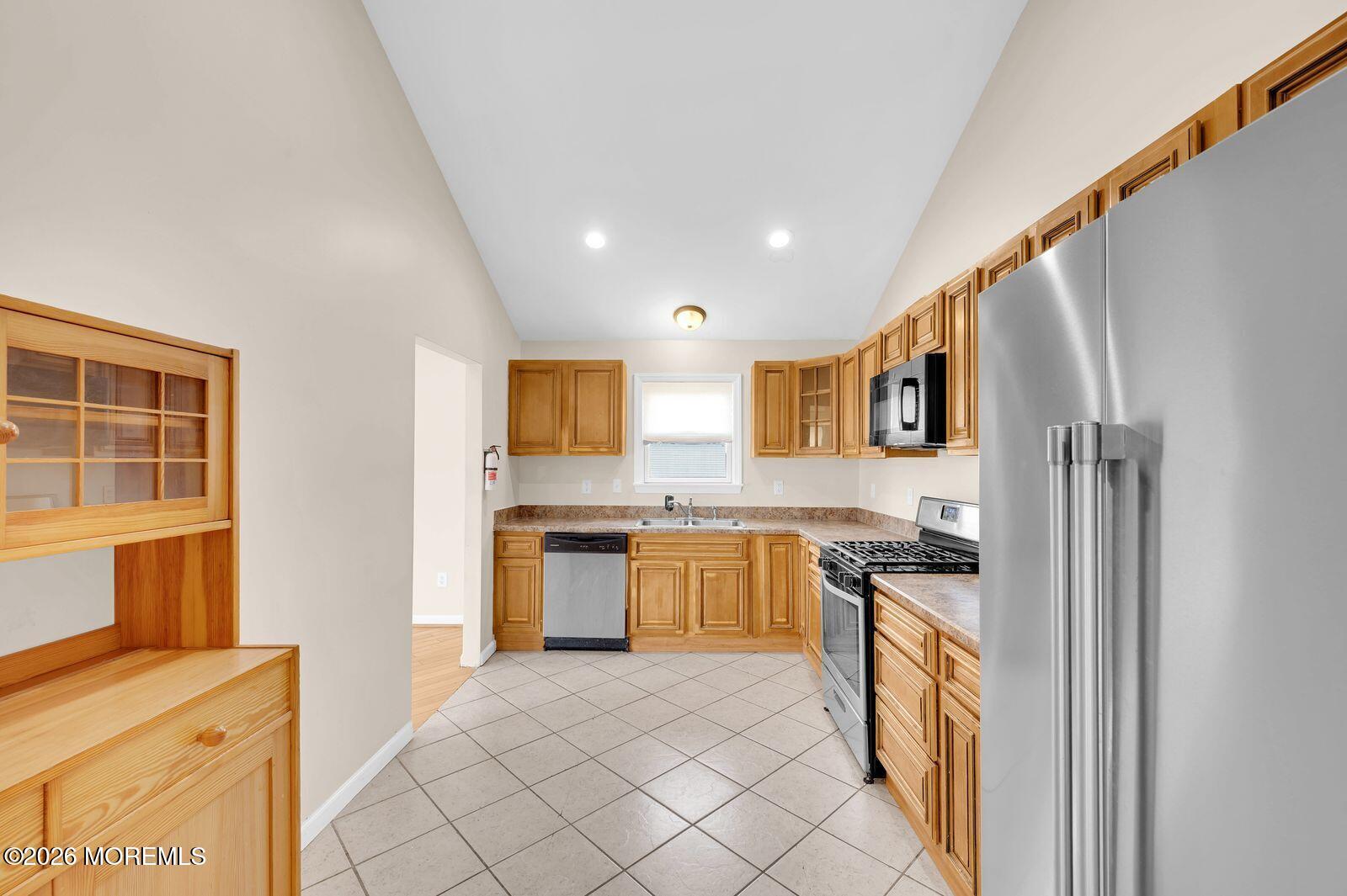 10 Oceanview Avenue Keansburg NJ 07734