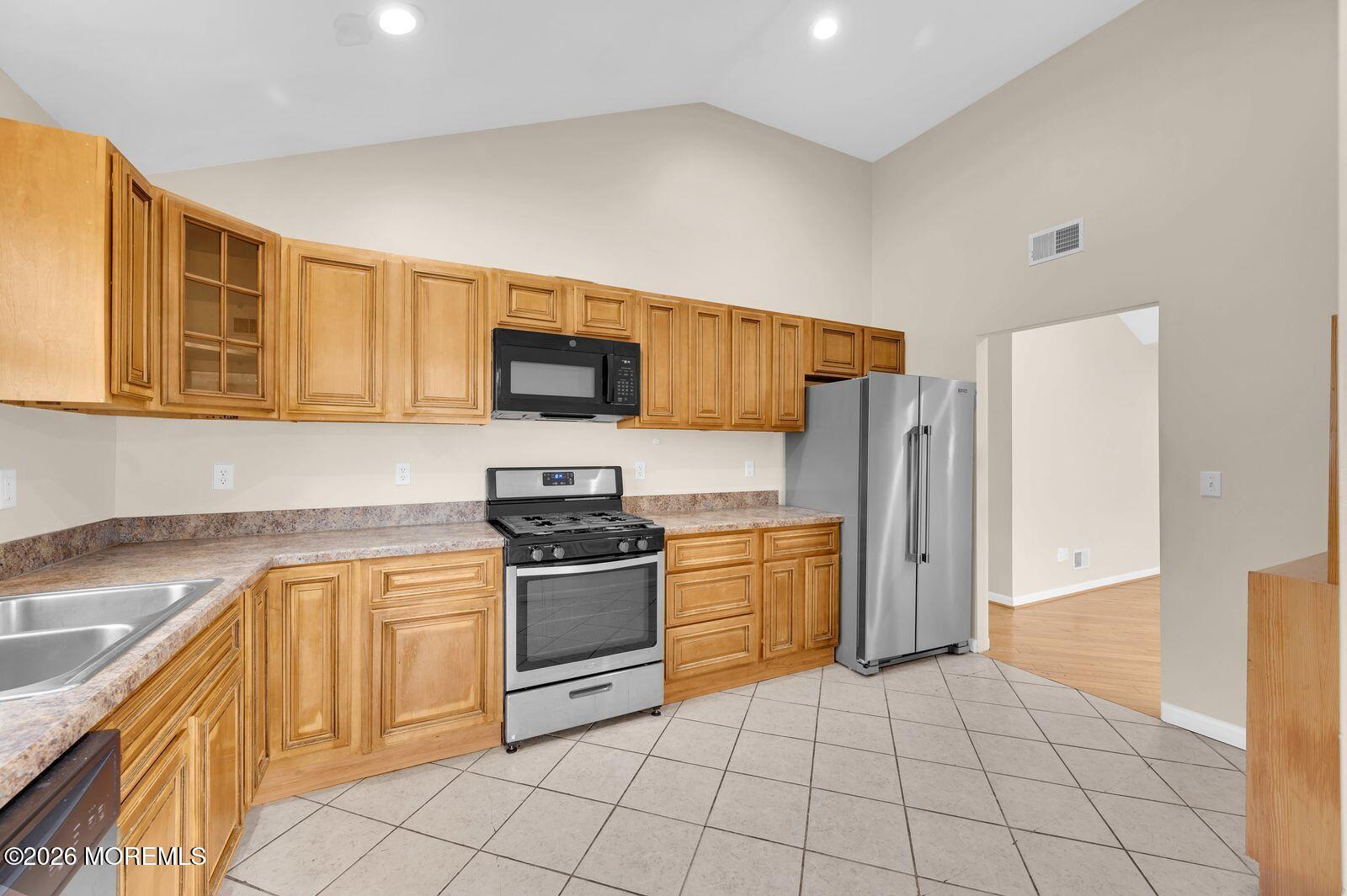 10 Oceanview Avenue Keansburg NJ 07734