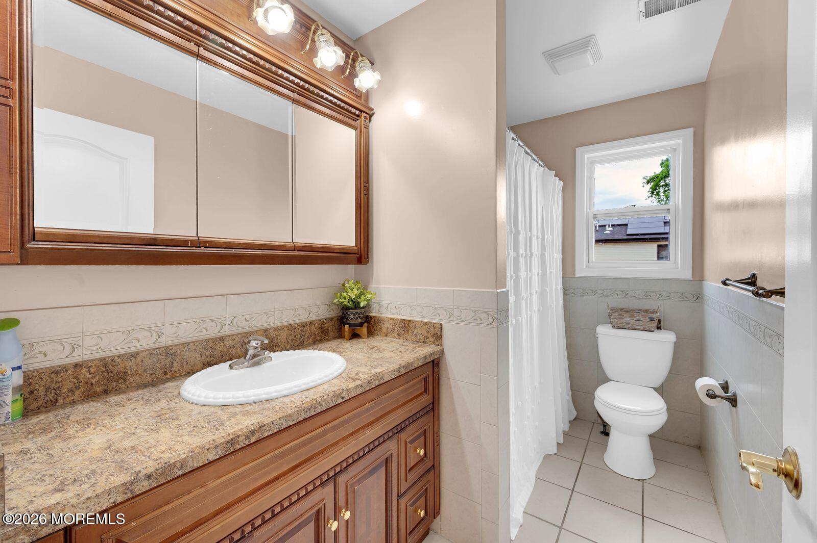 10 Oceanview Avenue Keansburg NJ 07734