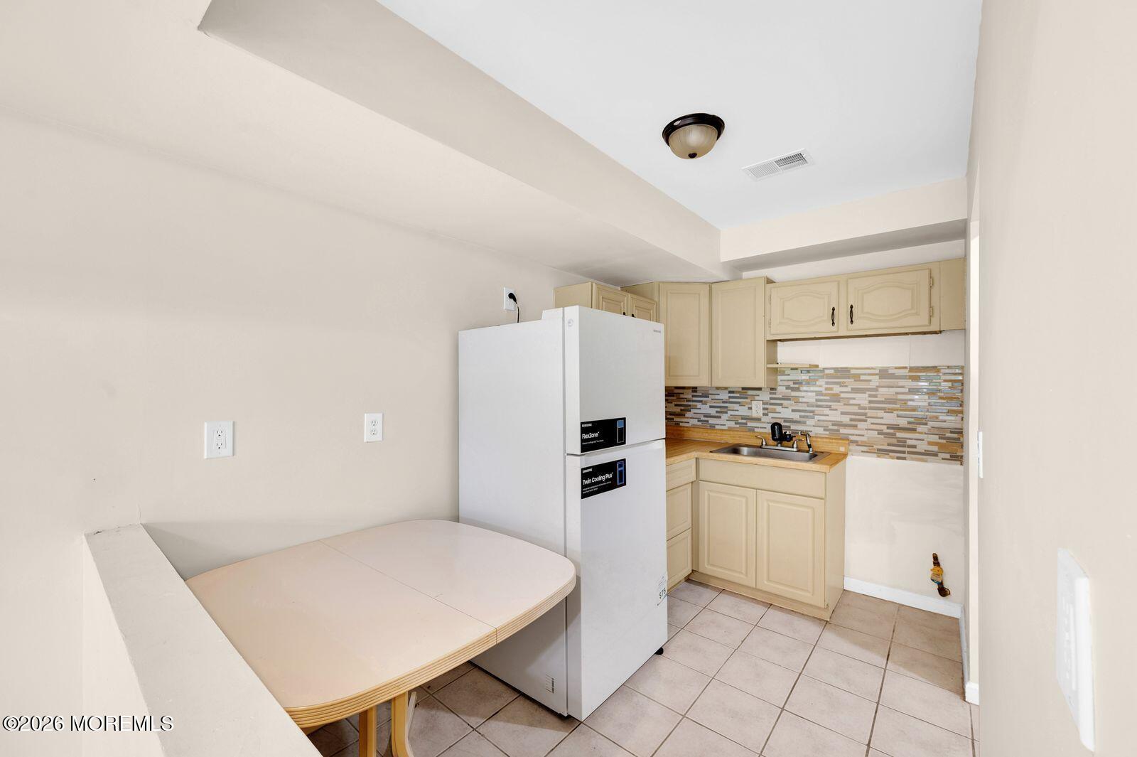 10 Oceanview Avenue Keansburg NJ 07734