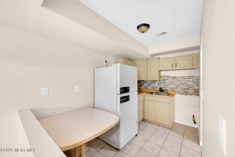 10 Oceanview Avenue Keansburg NJ 07734