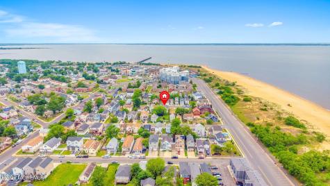 10 Oceanview Avenue Keansburg NJ 07734