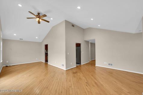 10 Oceanview Avenue Keansburg NJ 07734