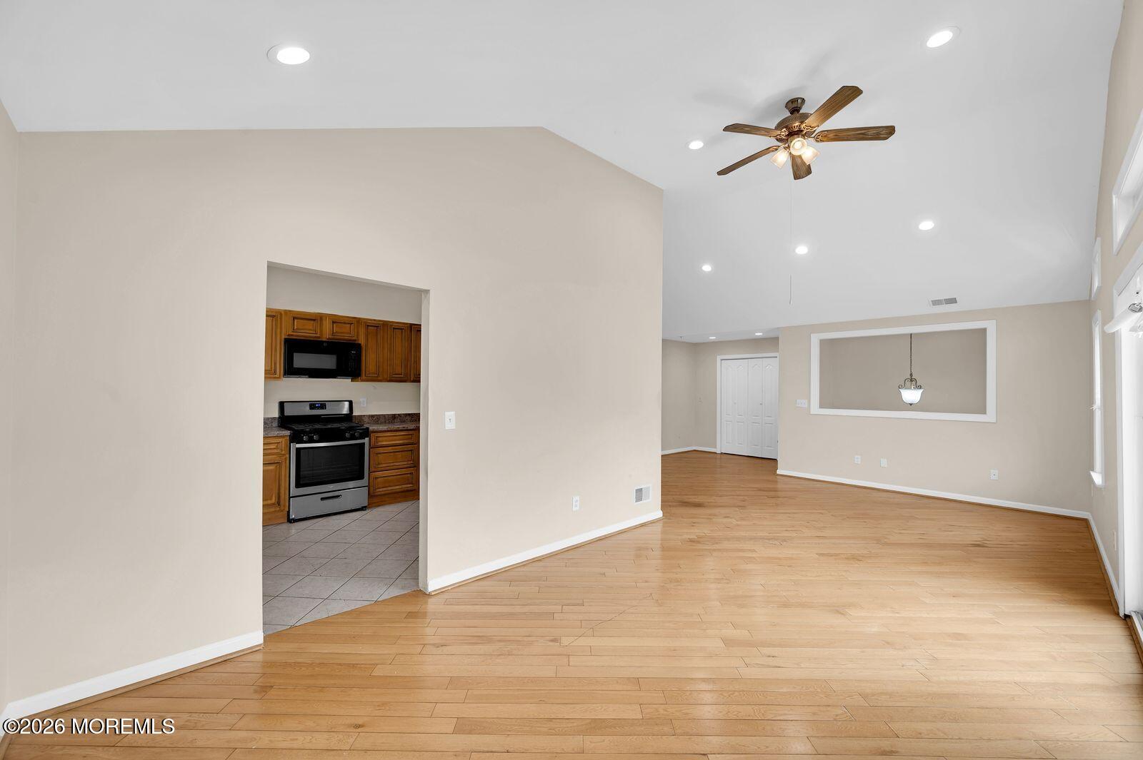 10 Oceanview Avenue Keansburg NJ 07734