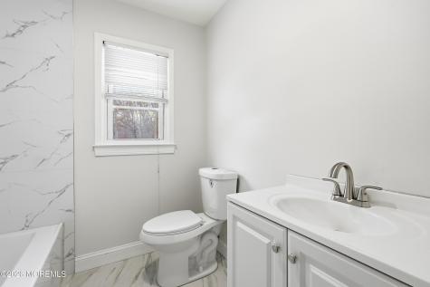 16 Crest Road Jackson NJ 08527