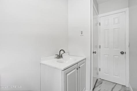 16 Crest Road Jackson NJ 08527