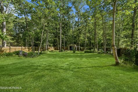 16 Crest Road Jackson NJ 08527