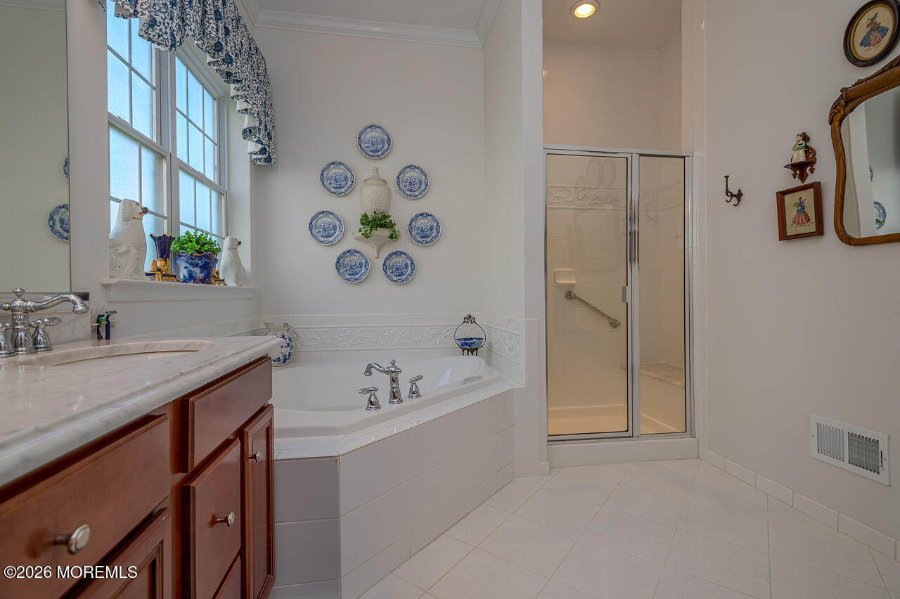 5 Tidewater Place Monroe NJ 08831