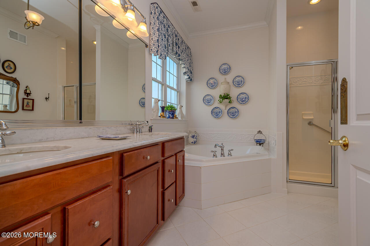 5 Tidewater Place Monroe NJ 08831