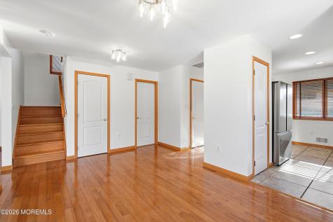 624 Mermaid Avenue Beachwood NJ 08722