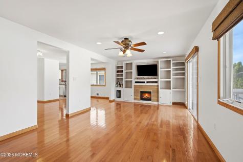 624 Mermaid Avenue Beachwood NJ 08722