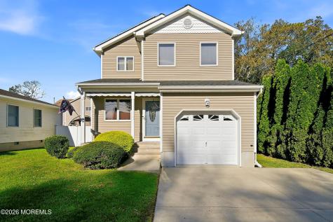 624 Mermaid Avenue Beachwood NJ 08722