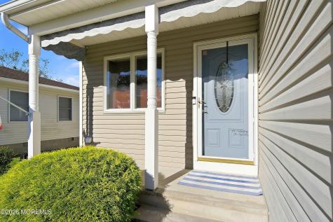 624 Mermaid Avenue Beachwood NJ 08722