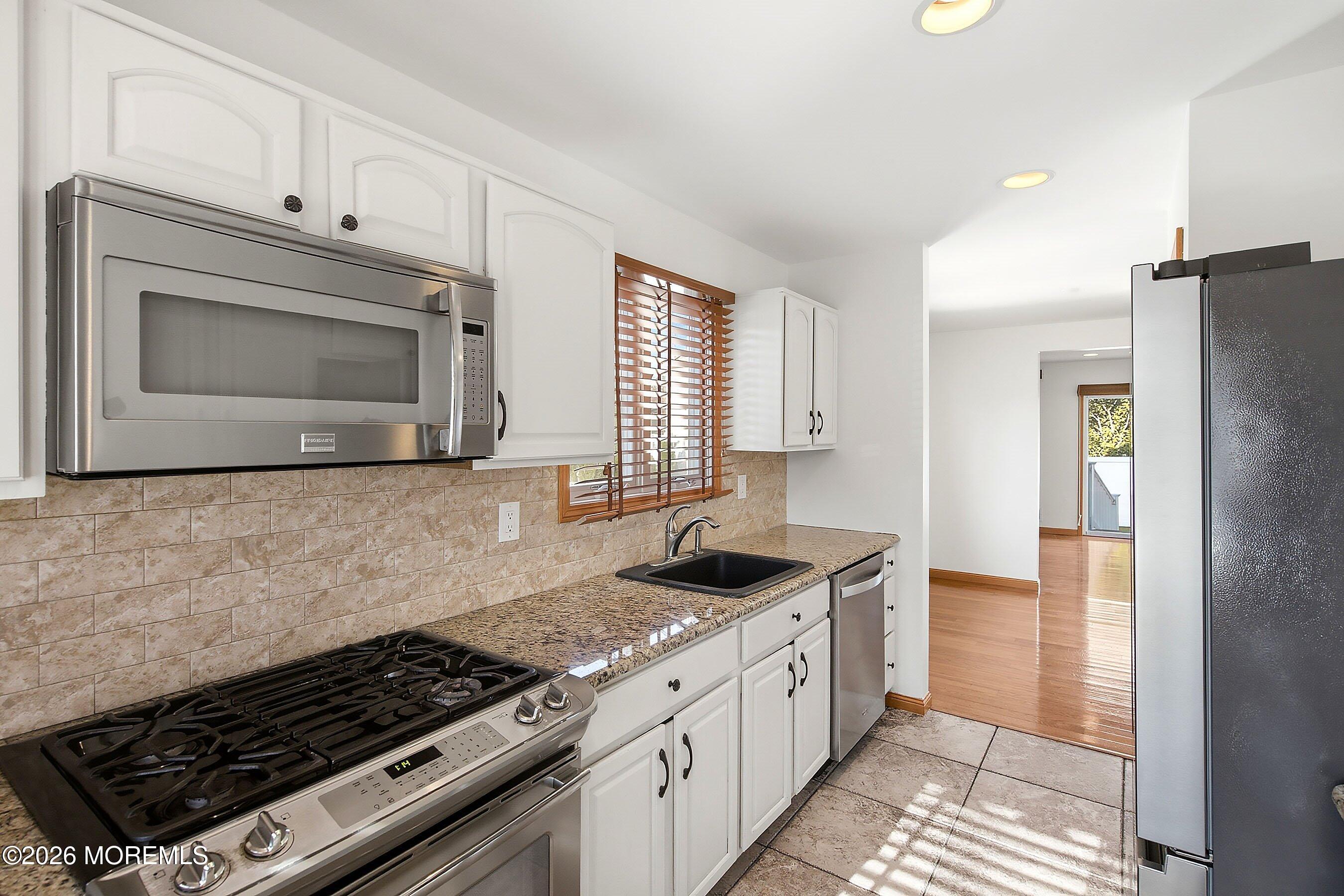 624 Mermaid Avenue Beachwood NJ 08722