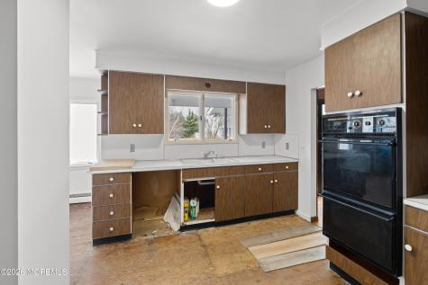 212 Fort Plains Road Howell NJ 07731