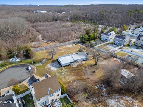 212 Fort Plains Road Howell NJ 07731