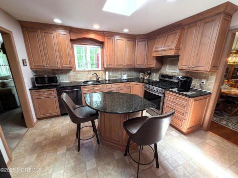 7 Harmony Hill Court Jackson NJ 08527