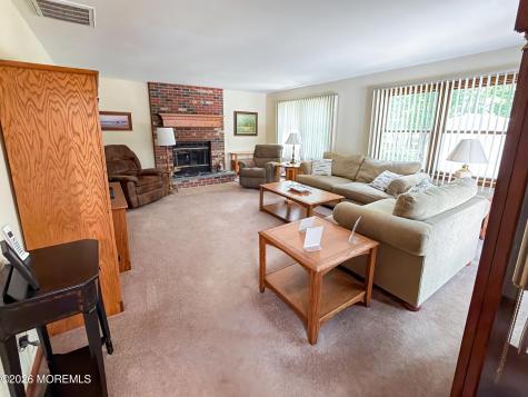 7 Harmony Hill Court Jackson NJ 08527