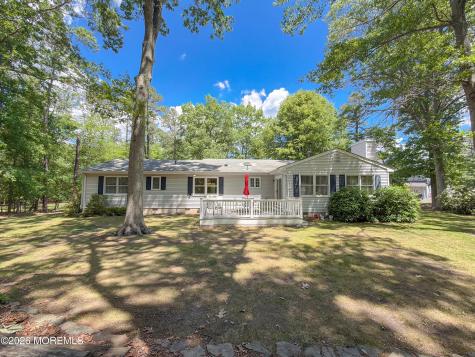 7 Harmony Hill Court Jackson NJ 08527