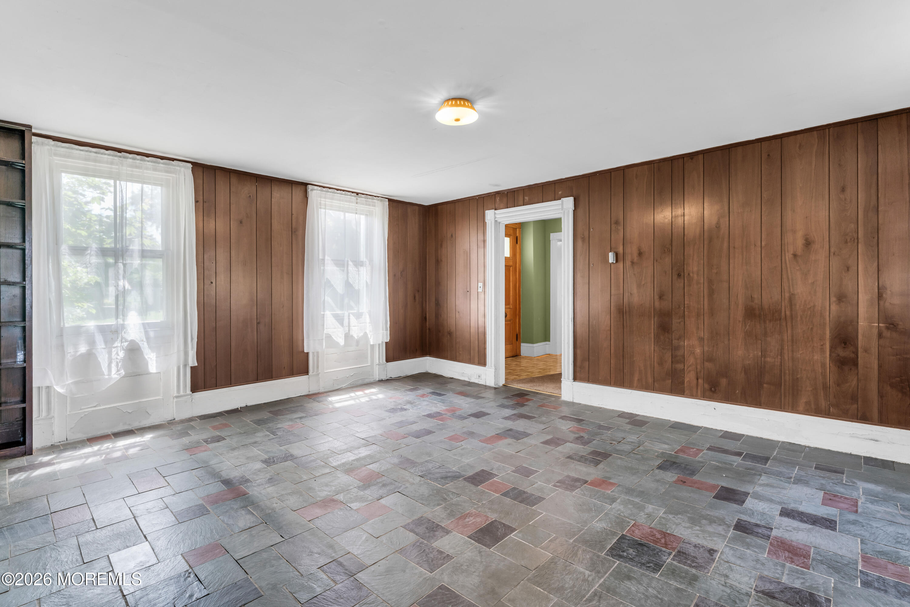43 Devonshire Court Middletown NJ 07748