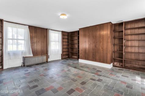 43 Devonshire Court Middletown NJ 07748