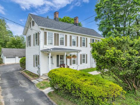 43 Devonshire Court Middletown NJ 07748