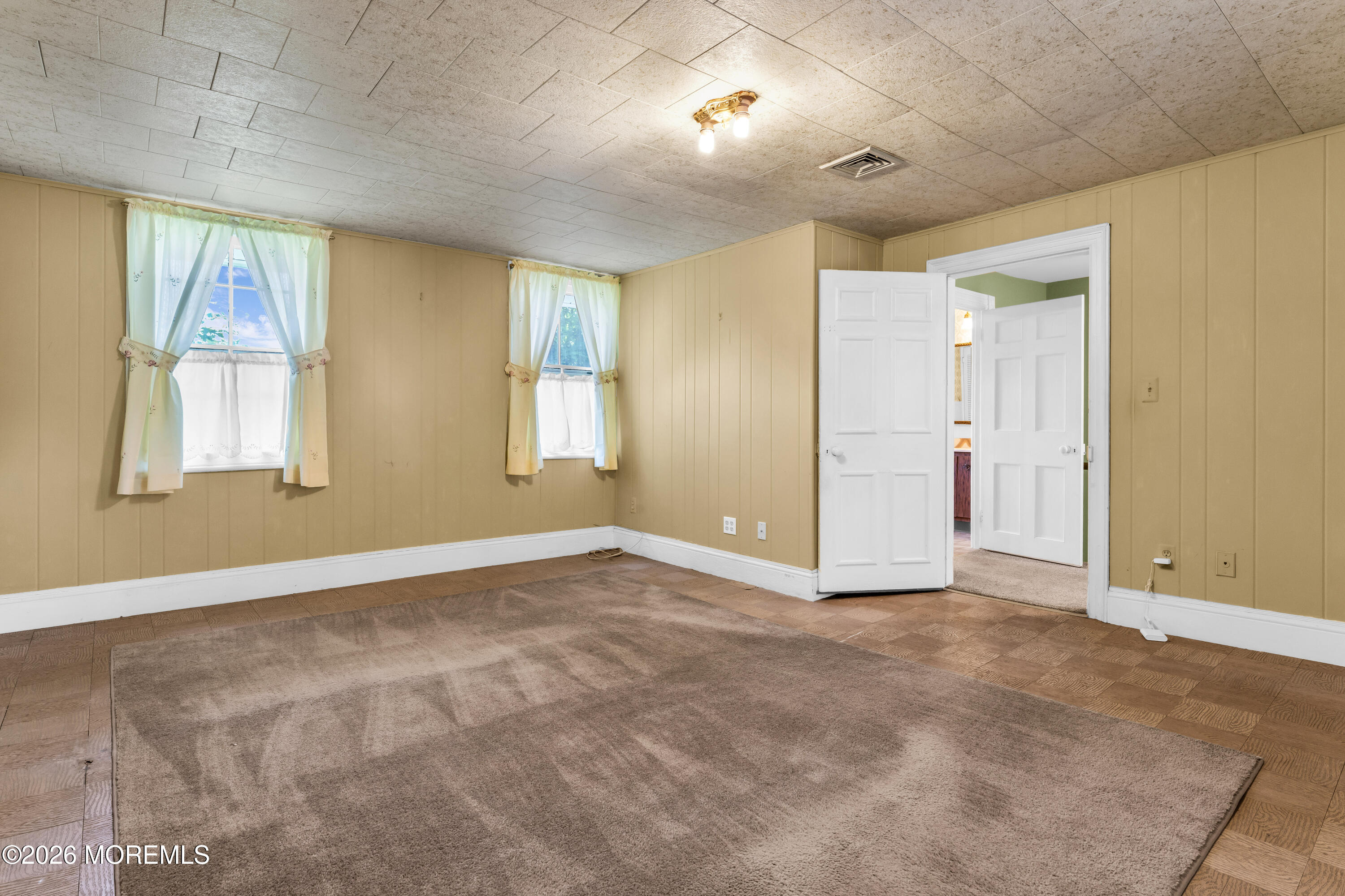 43 Devonshire Court Middletown NJ 07748