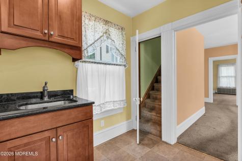43 Devonshire Court Middletown NJ 07748