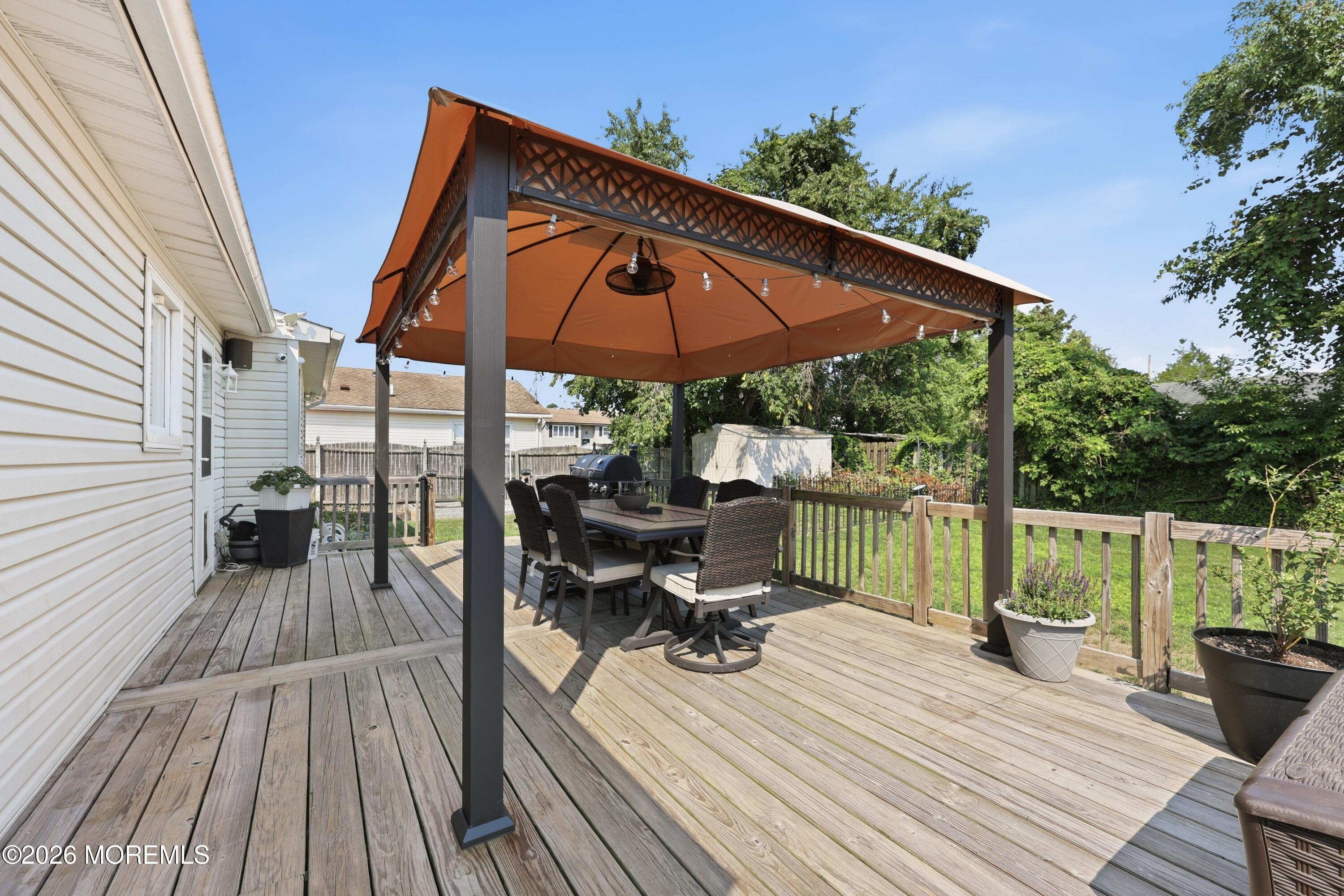 1209 Pacific Avenue Beachwood NJ 08722