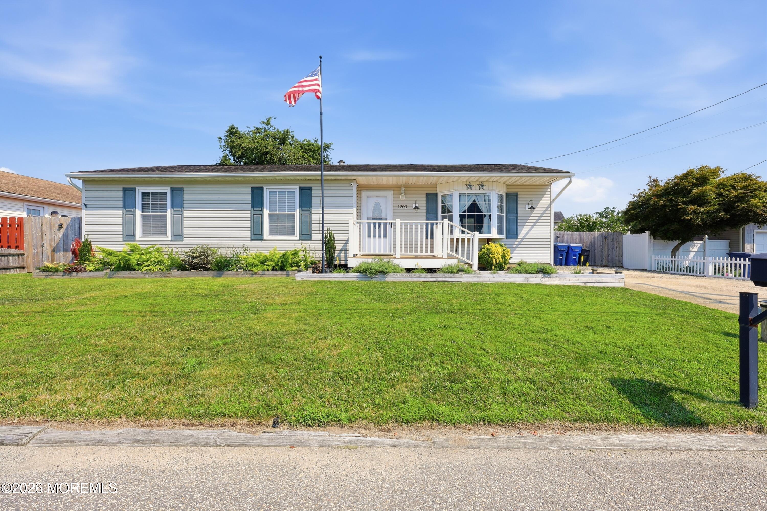 1209 Pacific Avenue Beachwood NJ 08722