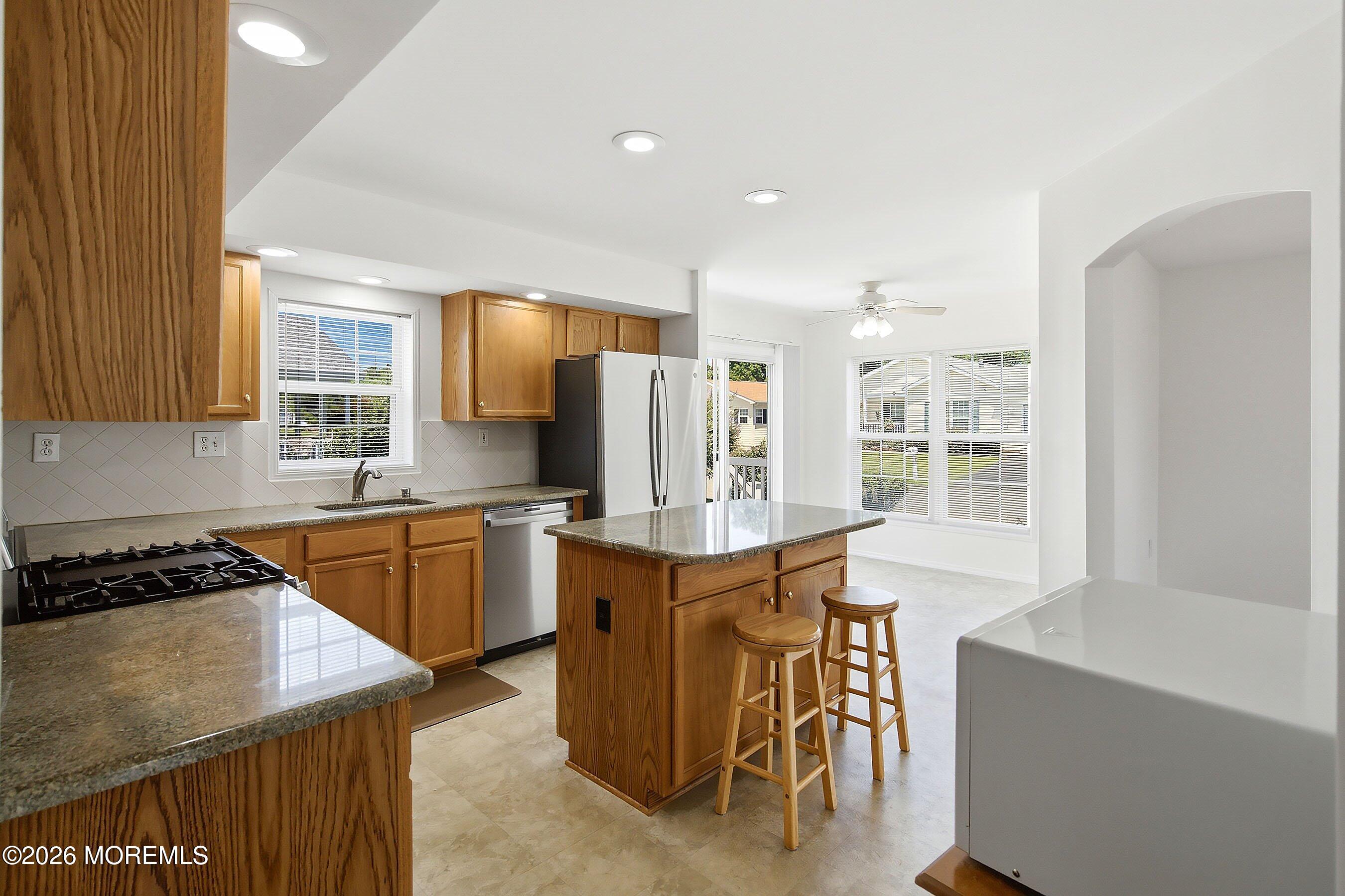 25 Fort Lee Drive Manahawkin NJ 08050