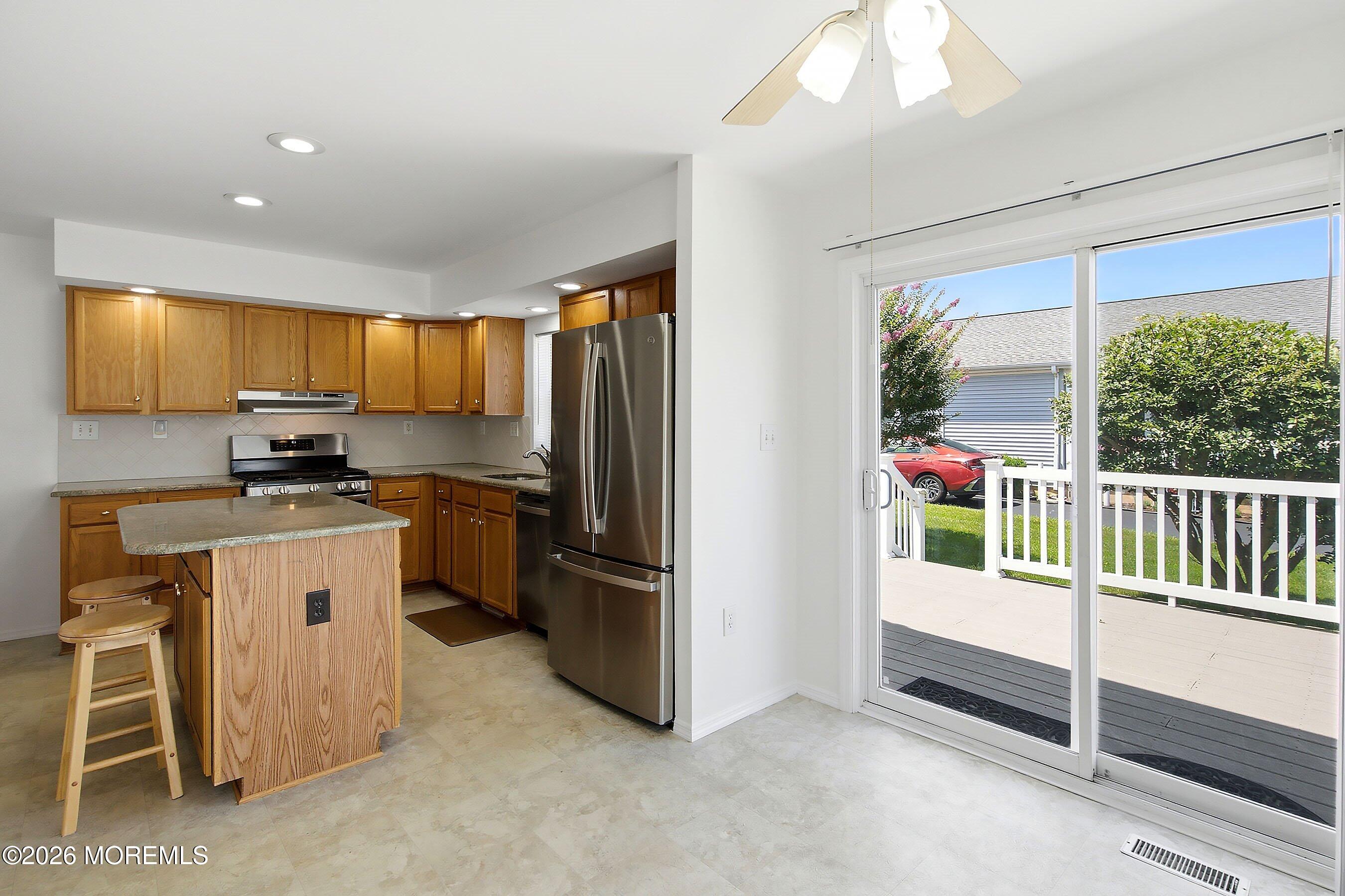 25 Fort Lee Drive Manahawkin NJ 08050