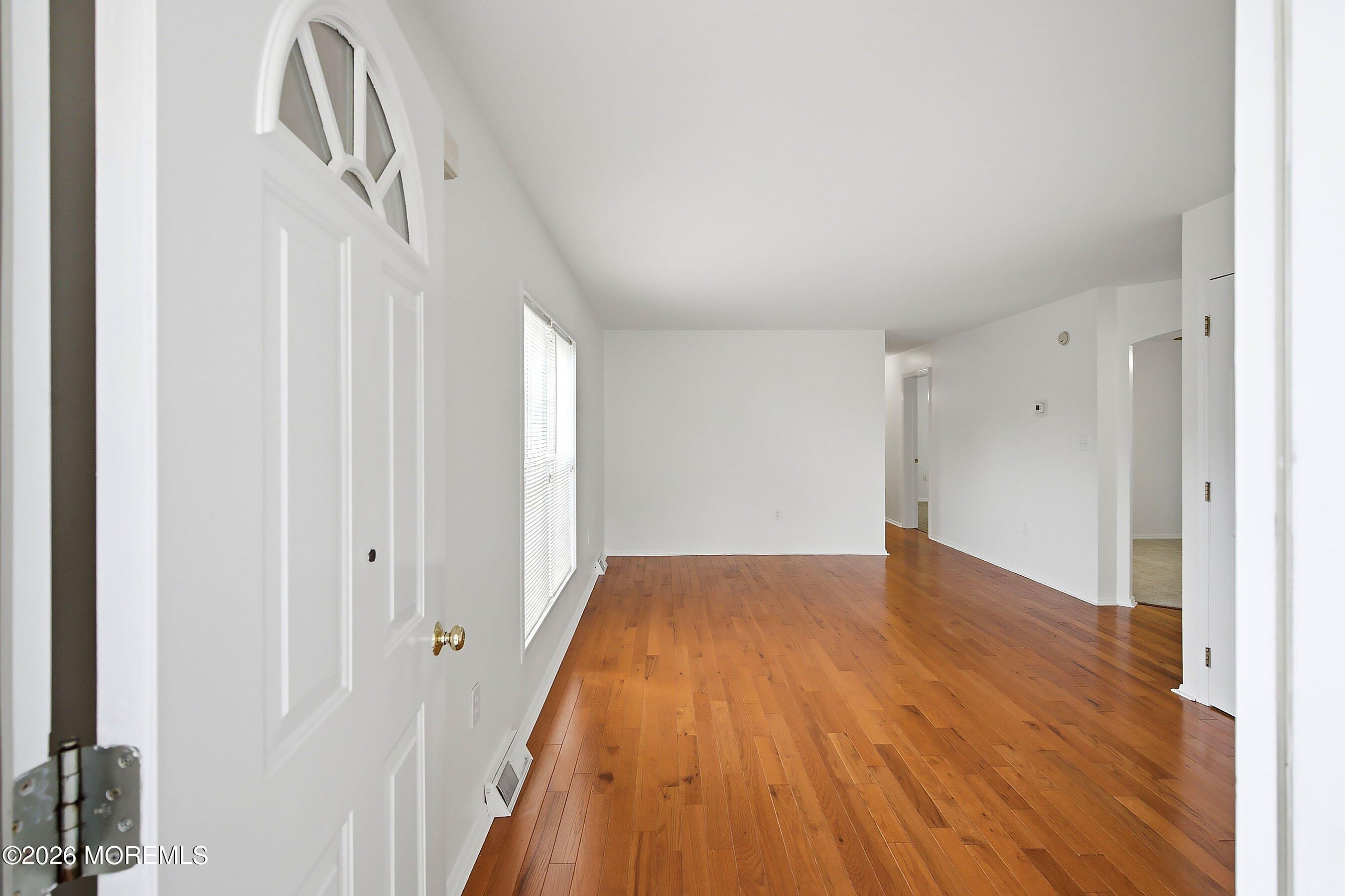 25 Fort Lee Drive Manahawkin NJ 08050