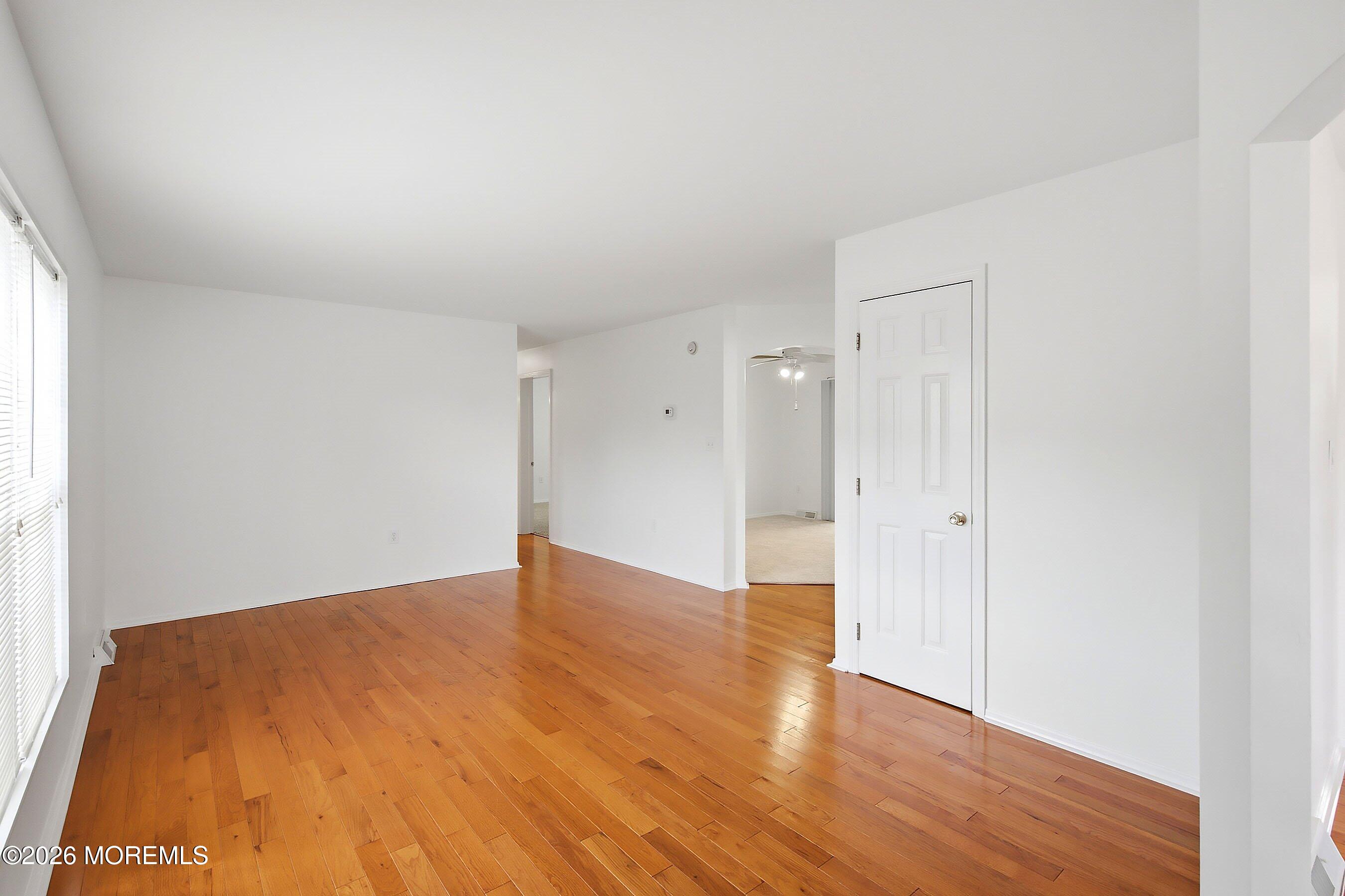 25 Fort Lee Drive Manahawkin NJ 08050