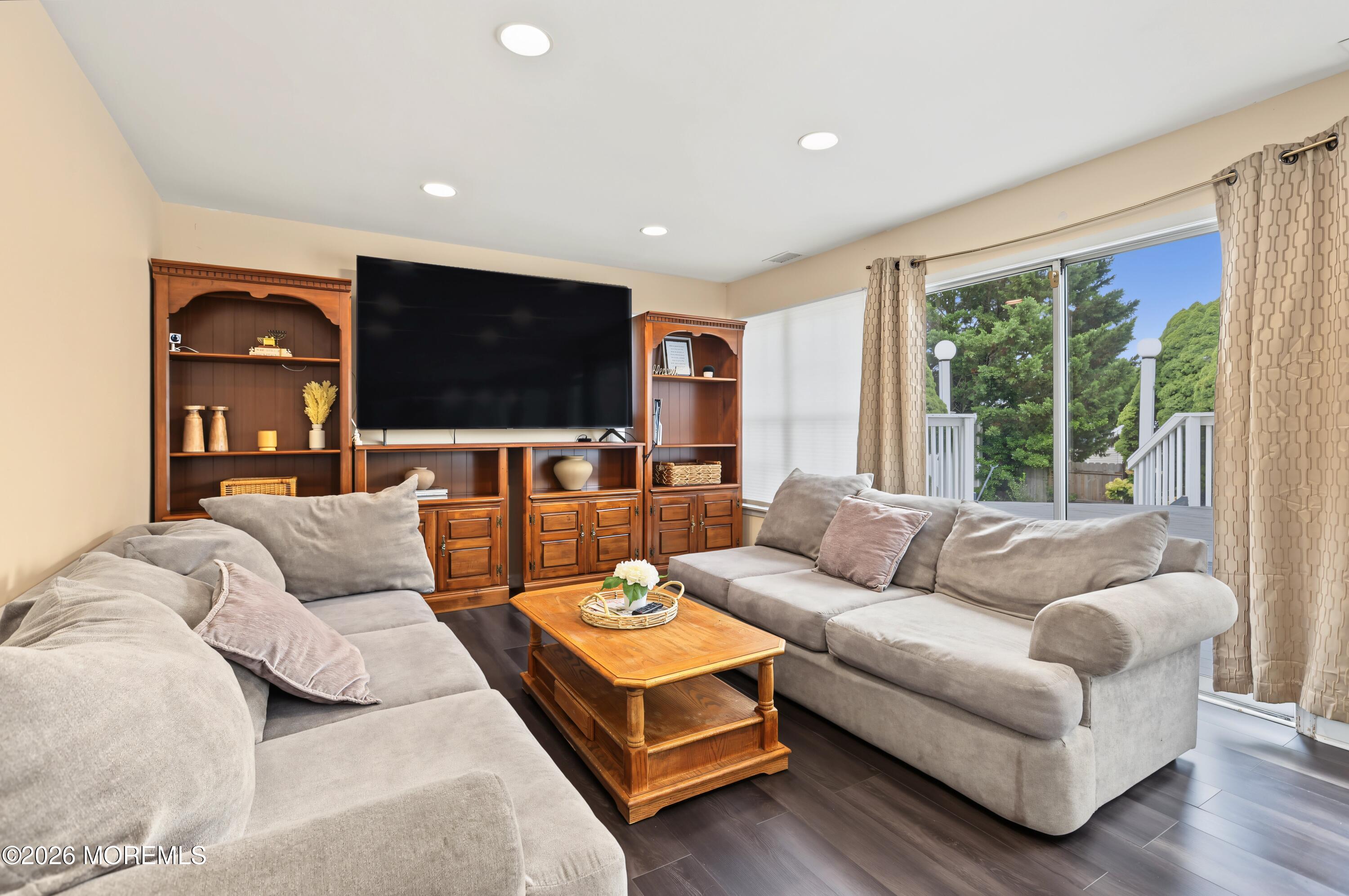 46 Deer Run Drive S Barnegat NJ 08005