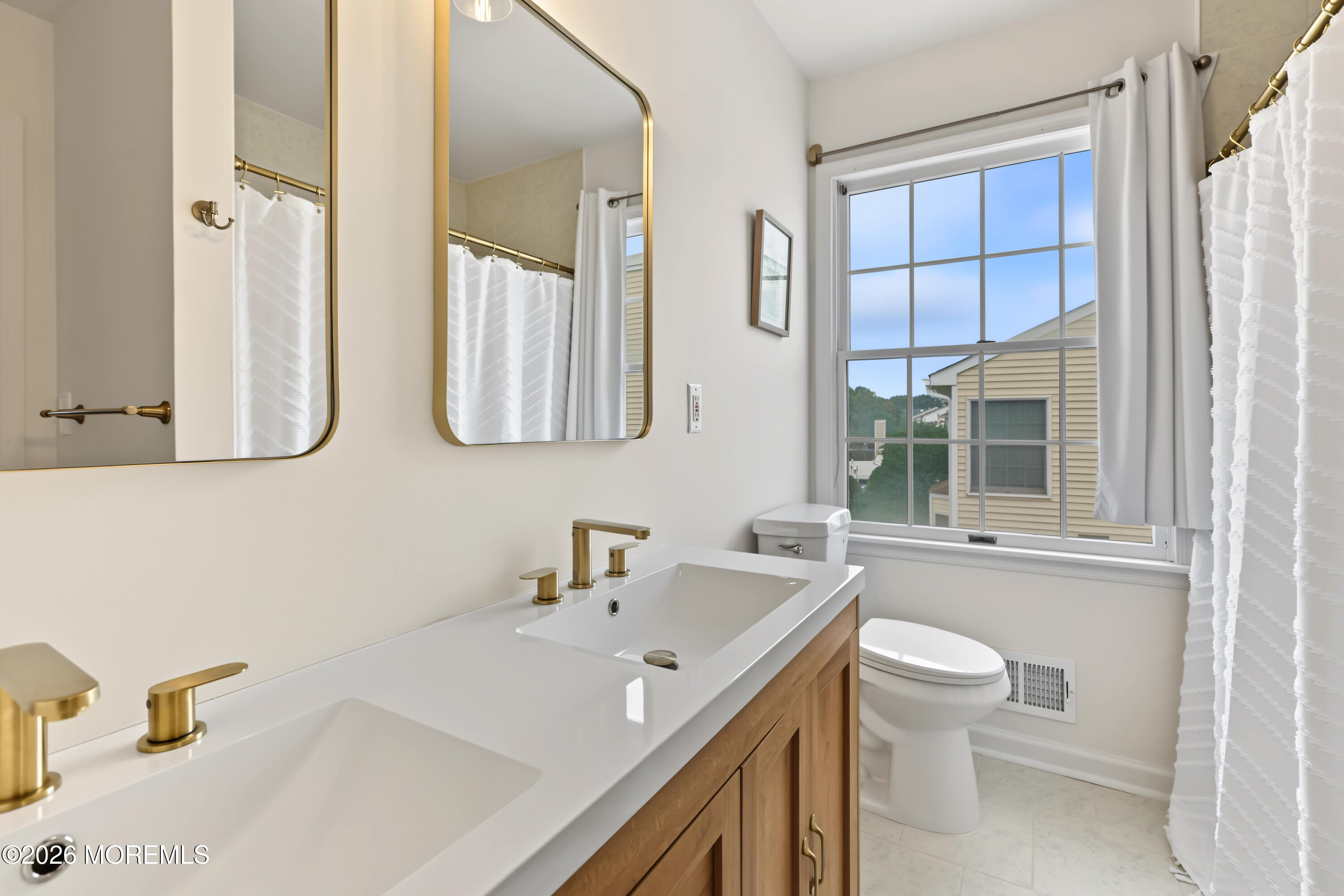 46 Deer Run Drive S Barnegat NJ 08005