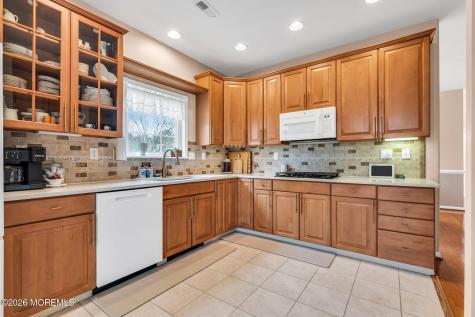 7 Murano Road Manchester NJ 08759