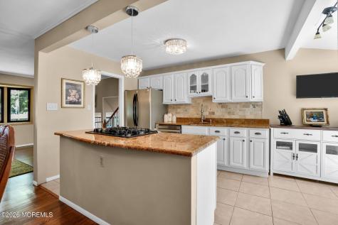 37 Gordons Corner Road Manalapan NJ 07726