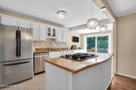 37 Gordons Corner Road Manalapan NJ 07726