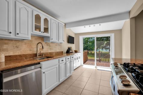 37 Gordons Corner Road Manalapan NJ 07726