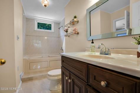37 Gordons Corner Road Manalapan NJ 07726