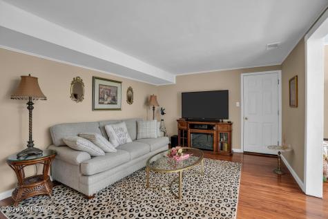 37 Gordons Corner Road Manalapan NJ 07726