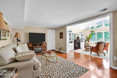 37 Gordons Corner Road Manalapan NJ 07726