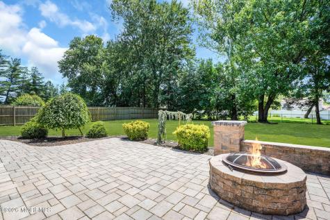 37 Gordons Corner Road Manalapan NJ 07726