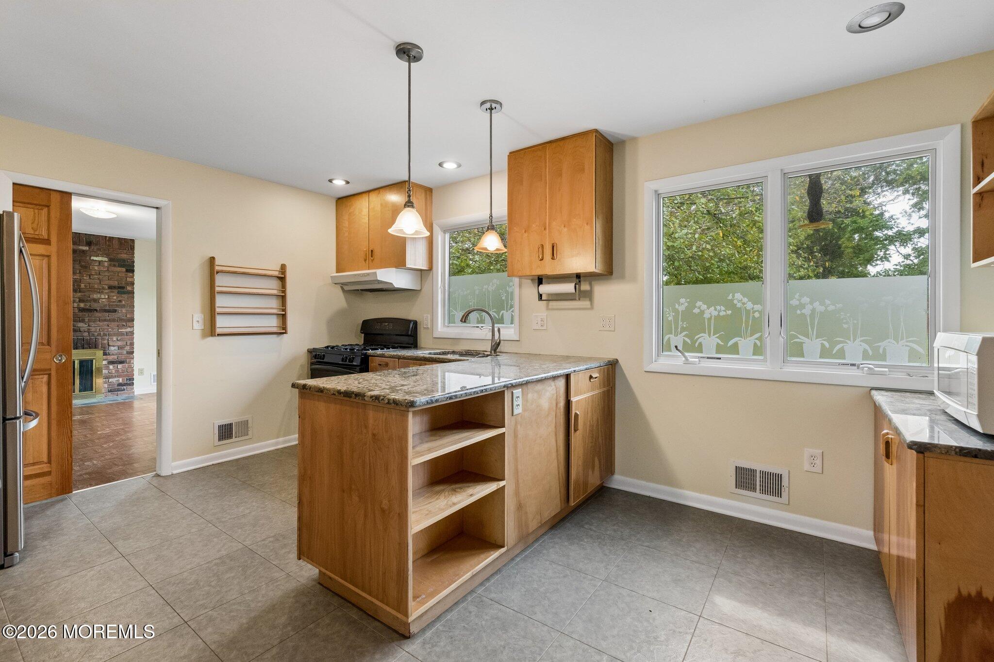 27 Springhill Drive Howell NJ 07731