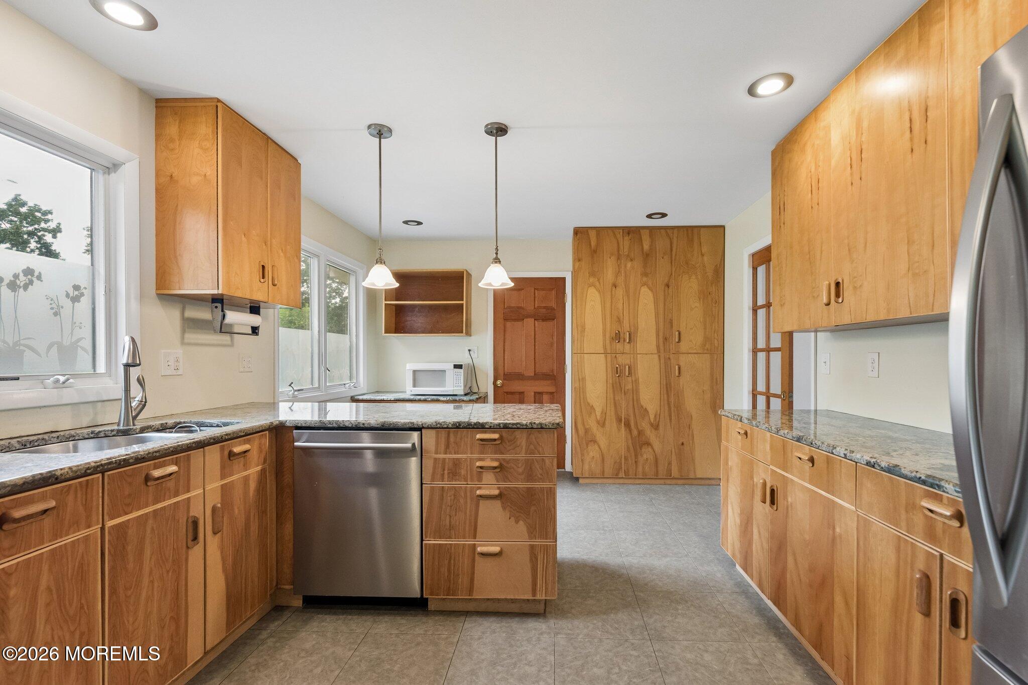 27 Springhill Drive Howell NJ 07731