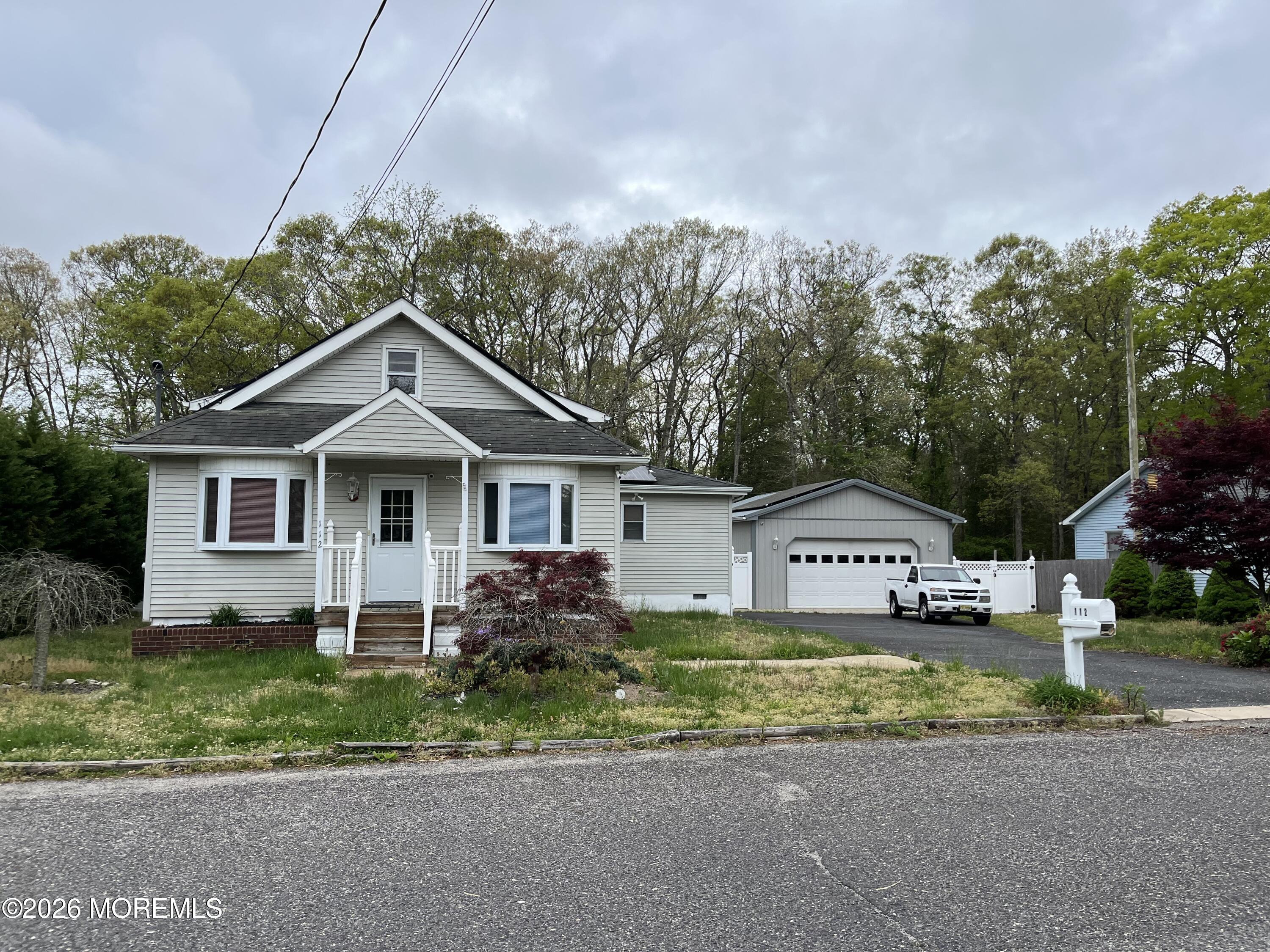 Tuckerton NJ, 112 1ST Avenue