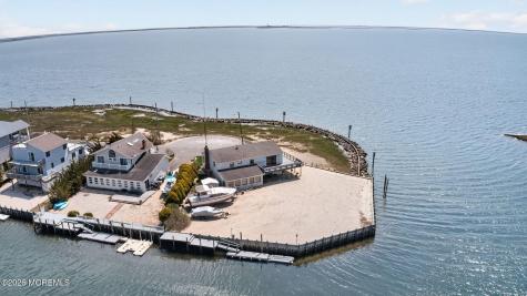 40 Iowa Court Little Egg Harbor NJ 08087