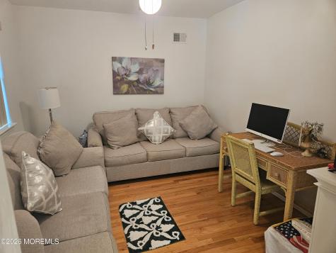 27 Coventry Terrace Marlboro NJ 07746